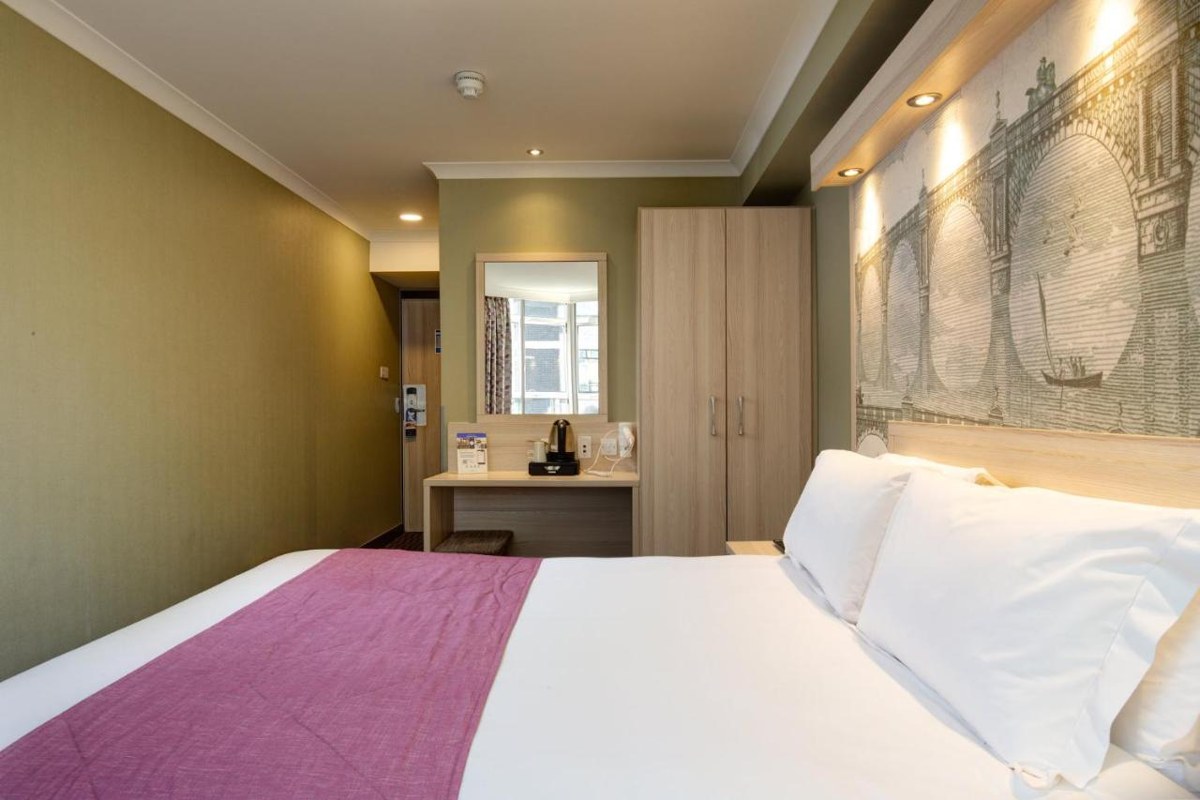 PRESIDENT HOTEL photo 1