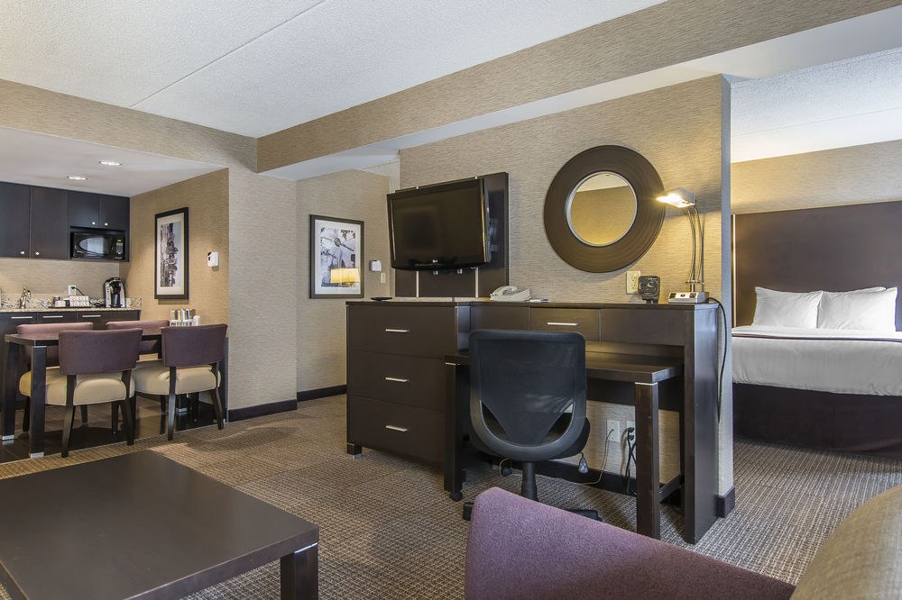 QUATTRO HOTEL & CONFERENCE CENTRE photo 1