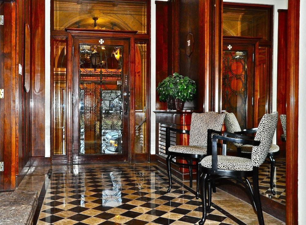 Le Manoir D Auteuil