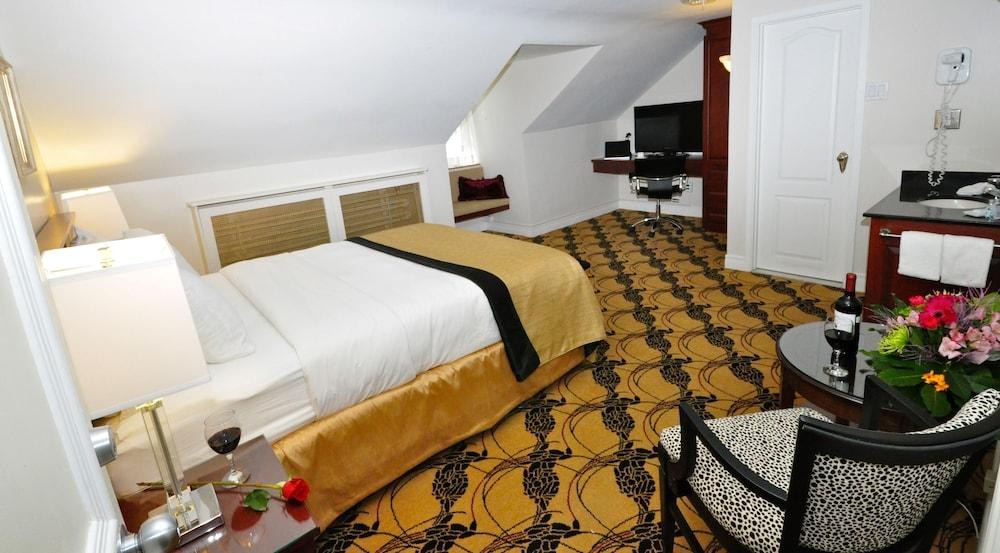 Le Manoir D Auteuil photo 2