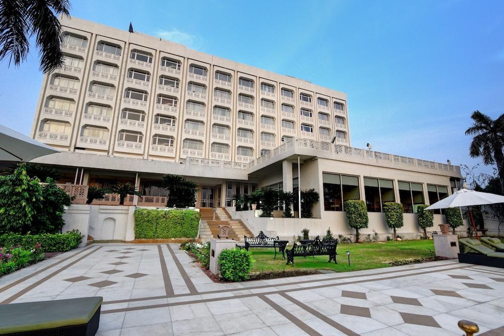THE GATEWAY TAJ HOTEL photo 3