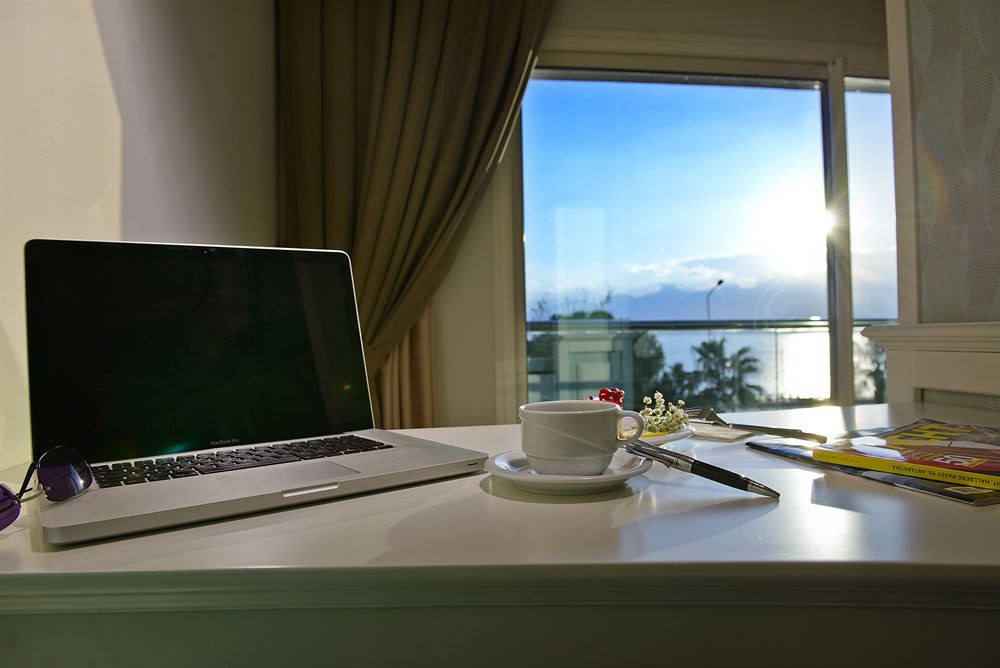 PRIME BOUTIQUE HOTEL