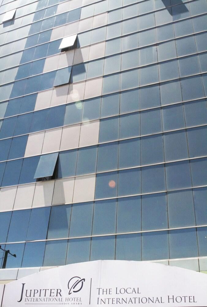 JUPITER INTERNATIONAL HOTEL CA photo 2