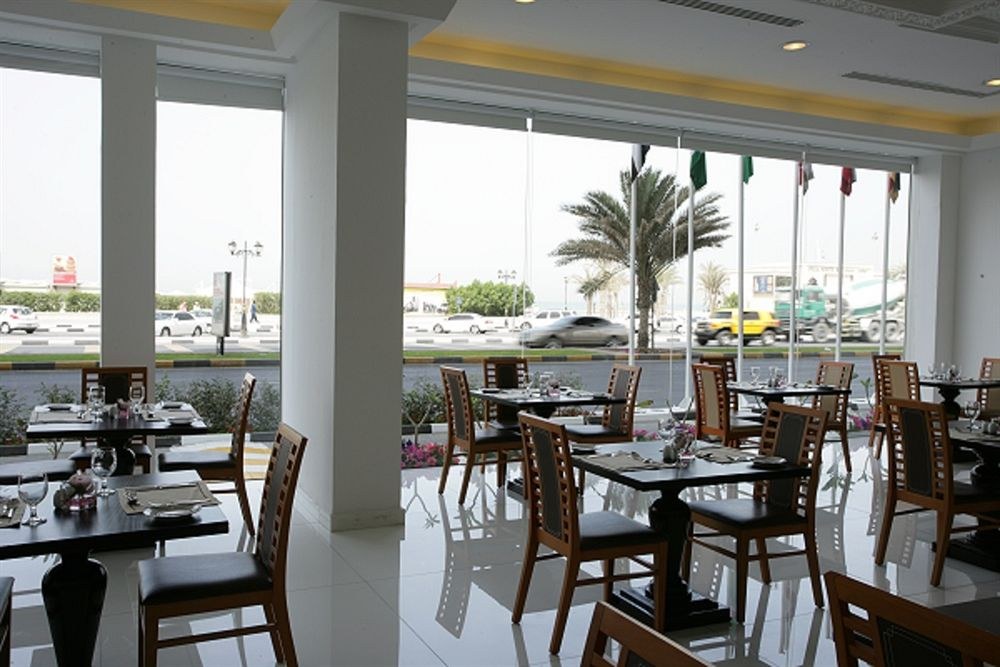 Ramada by Wyndham Beach Hotel Ajman photo 1