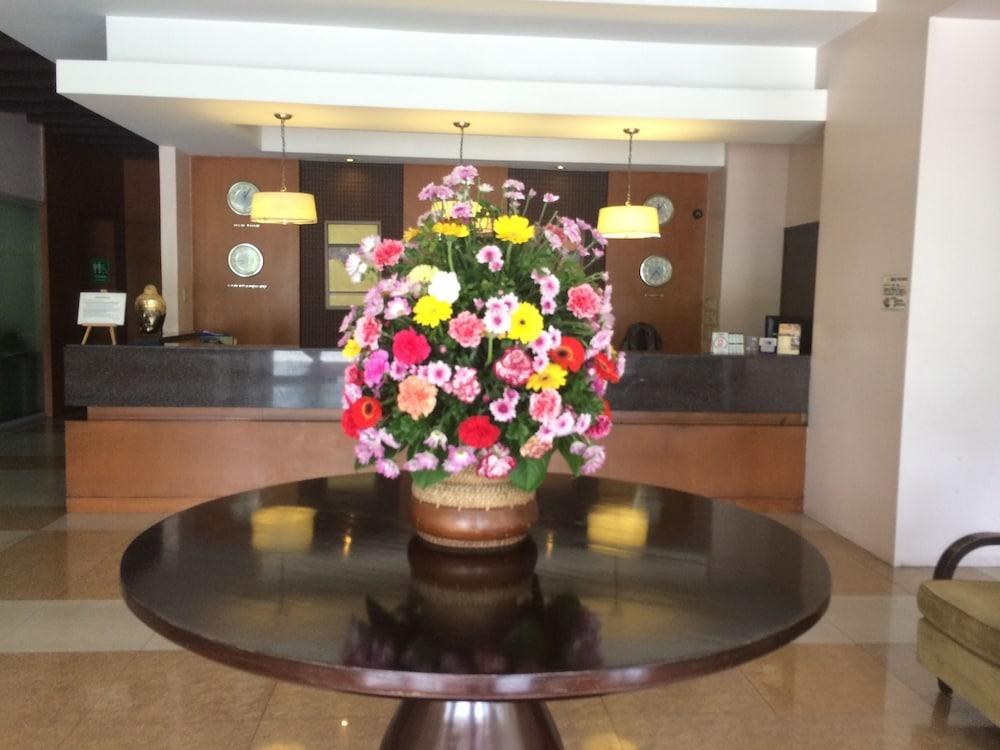Baguio Burnham Suites photo 4