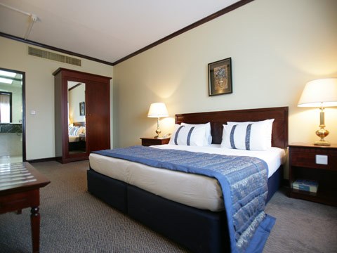 IMPERIAL SUITES photo 1