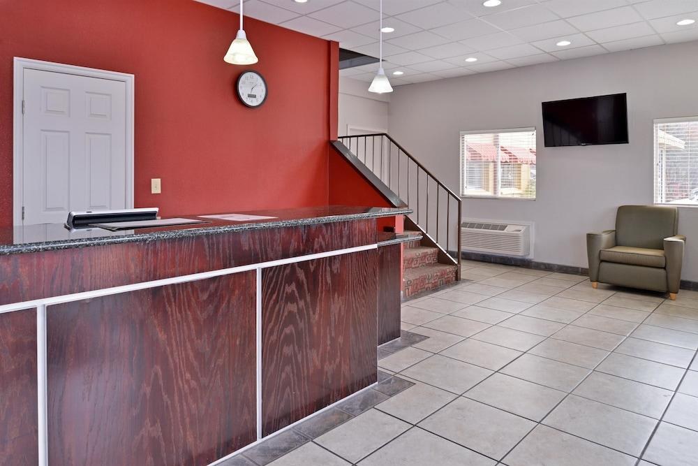 AMERICAS BEST VALUE INN TULSA WEST (I-44) photo 4