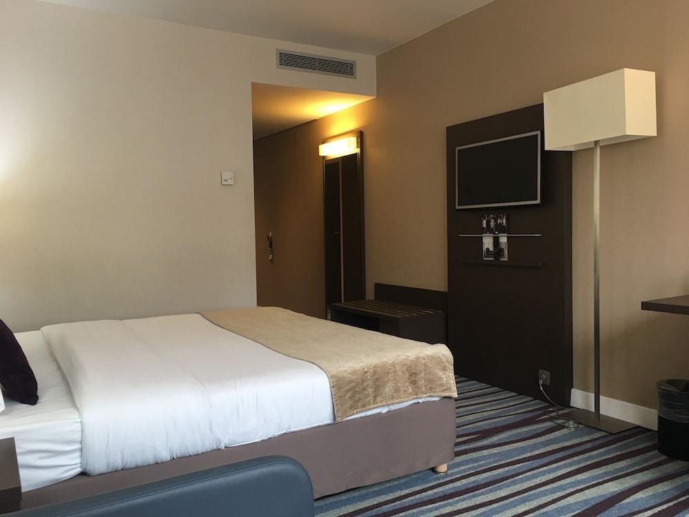 MERCURE BRUSSELS CENTRE MIDI photo 2