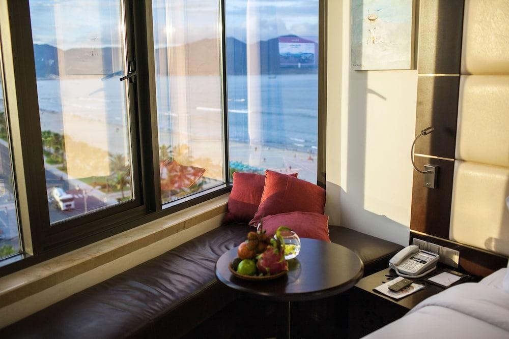 HOLIDAY BEACH HOTEL & RESORT photo 4