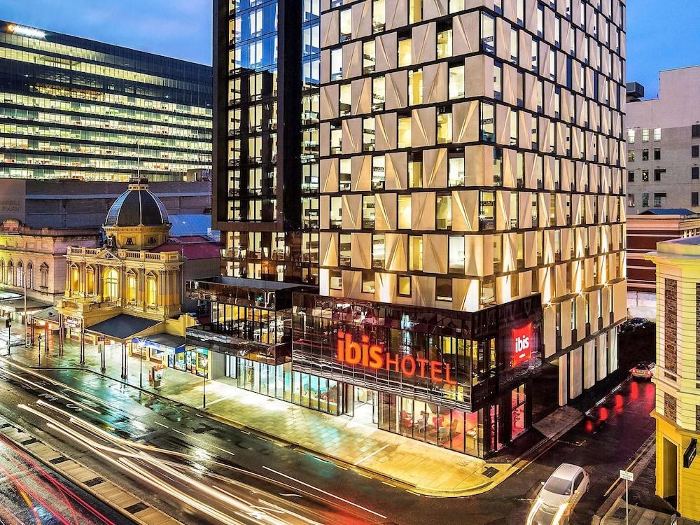 IBIS ADELAIDE photo 3