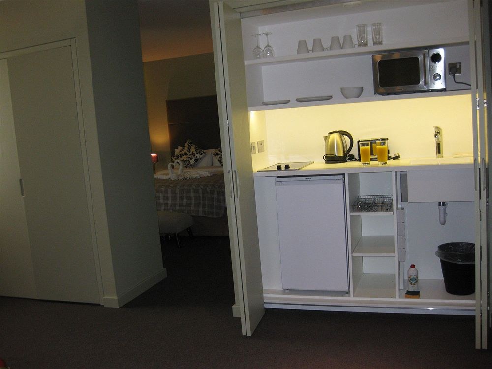 Axiom Park Hotel