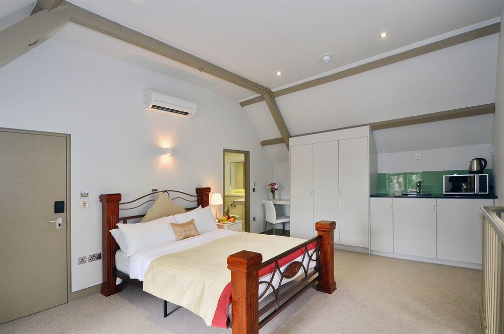 SO ARCH APARTMENTS photo 3