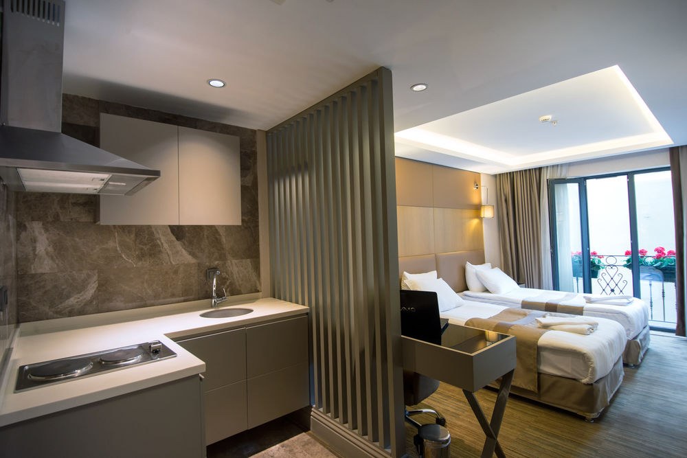 GK REGENCY SUITES photo 1