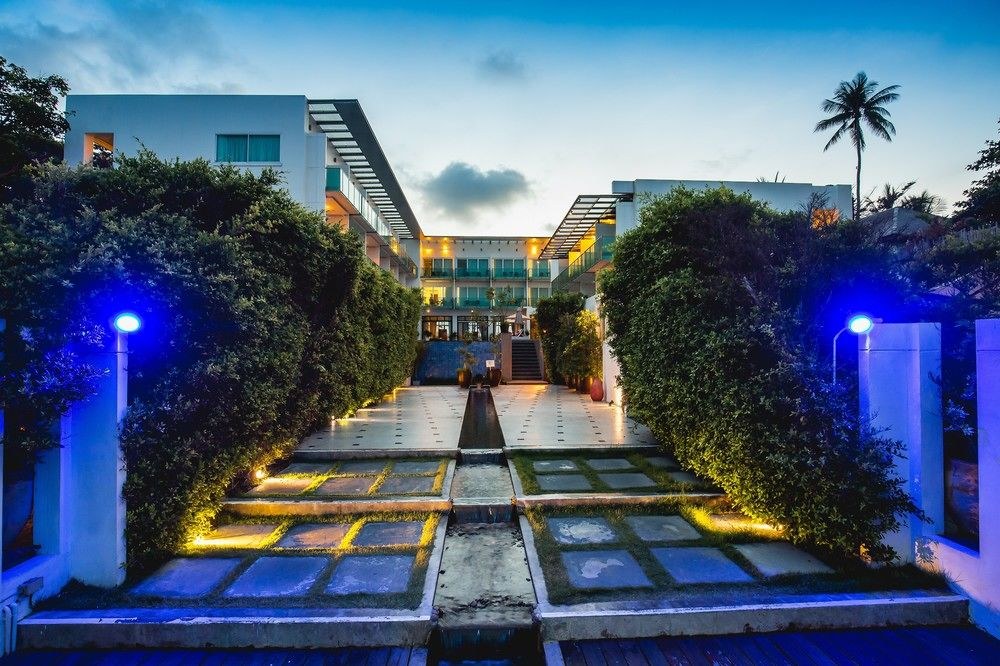 KC BEACH CLUB HOTEL & POOL VIL photo 1