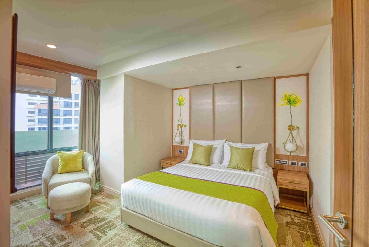 EASTWOOD RICHMONDE HOTEL photo 2