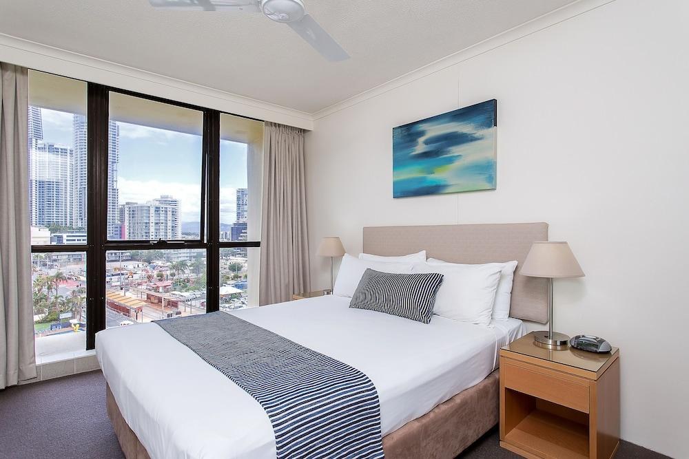 BreakFree Beachpoint Surfers Paradise photo 3