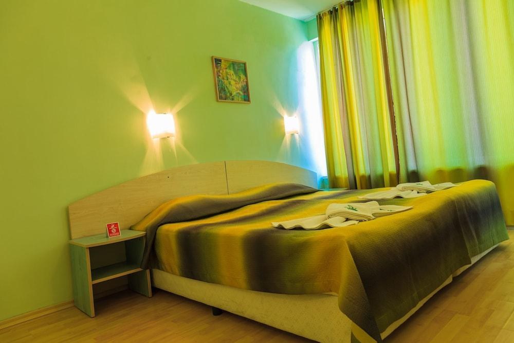 HOTEL BOOMERANG photo 4