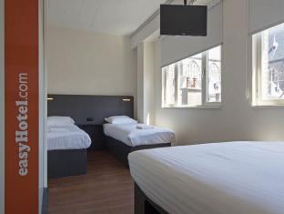 EASYHOTEL DEN HAAG photo 2