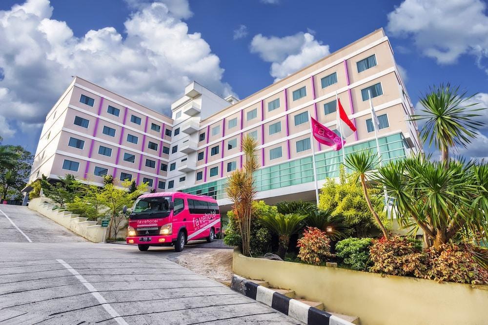 d'primahotel Balikpapan photo 2