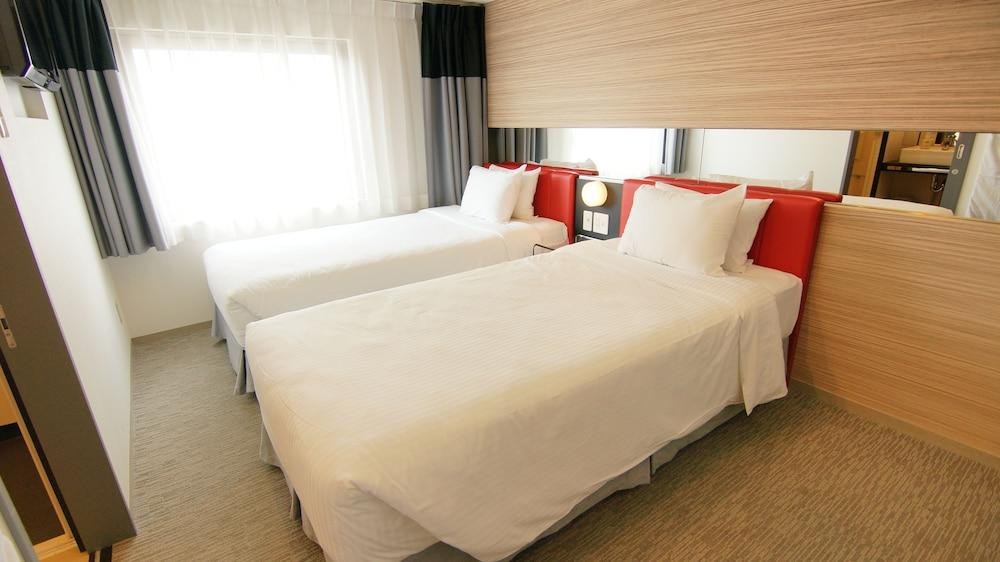 RED PLANET NAHA OKINAWA photo 4