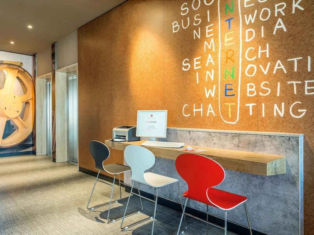 IBIS MUENCHEN GARCHING photo 2