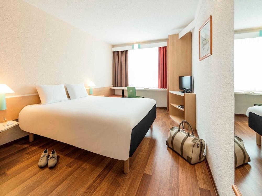 IBIS MUENCHEN GARCHING photo 4