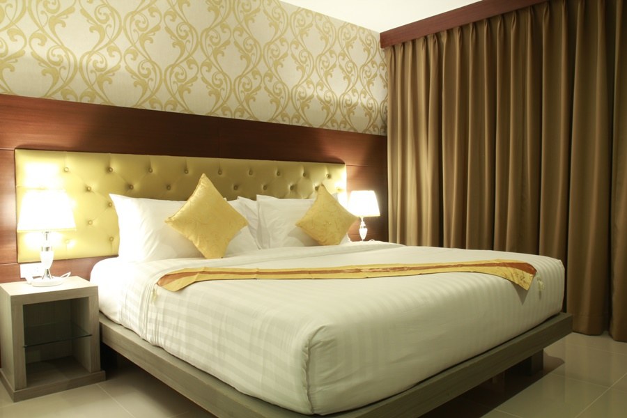 HEMINGWAY'S SILK HOTEL photo 1