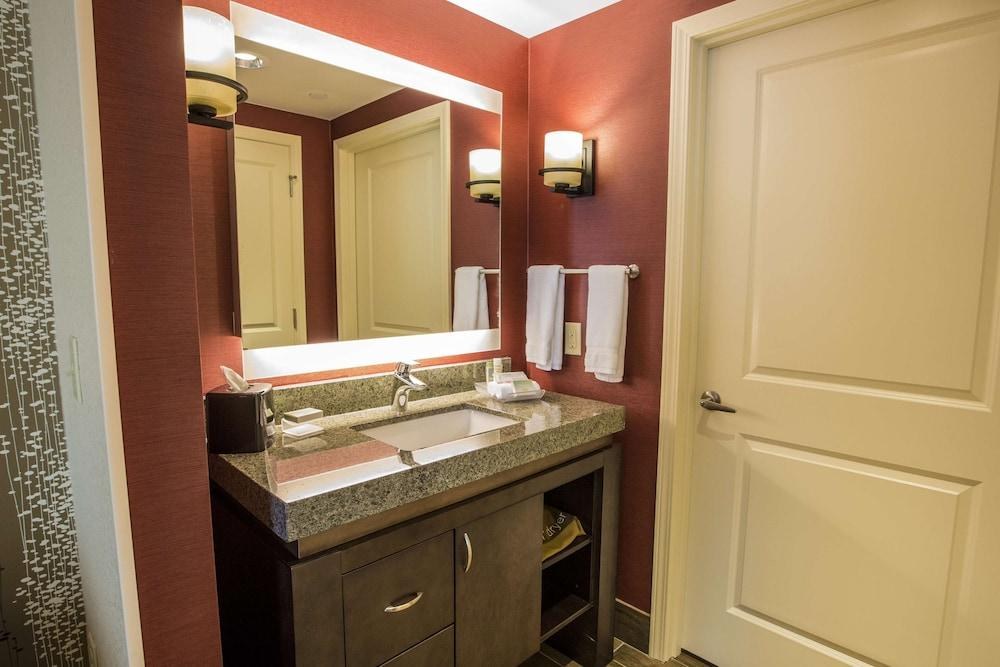 Homewood Suites by Hilton Charlotte Ballantyne, NC photo 2