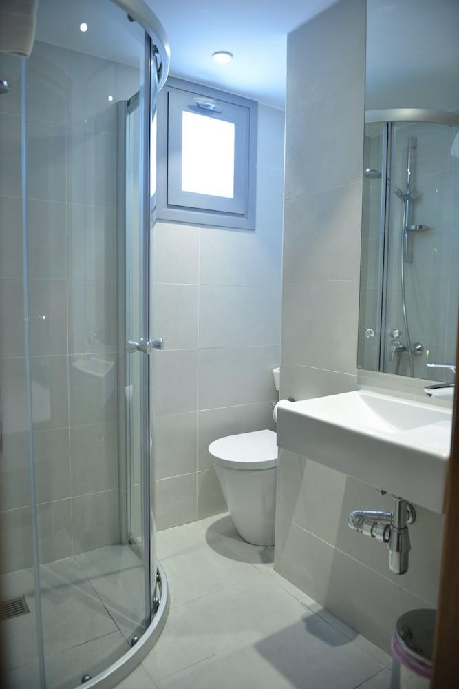 PYRAMOS HOTEL PAPHOS photo 2