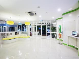 POP! HOTEL KEMANG JAKARTA photo 2