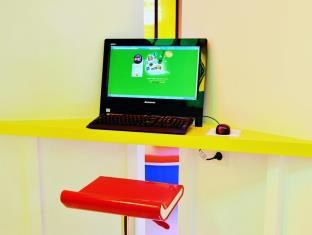 POP! HOTEL TEBET photo 4