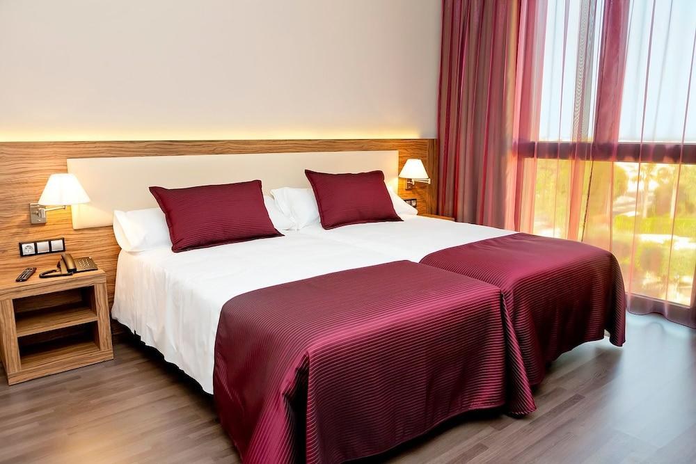 Dña Monse Hotel Spa & Golf photo 2