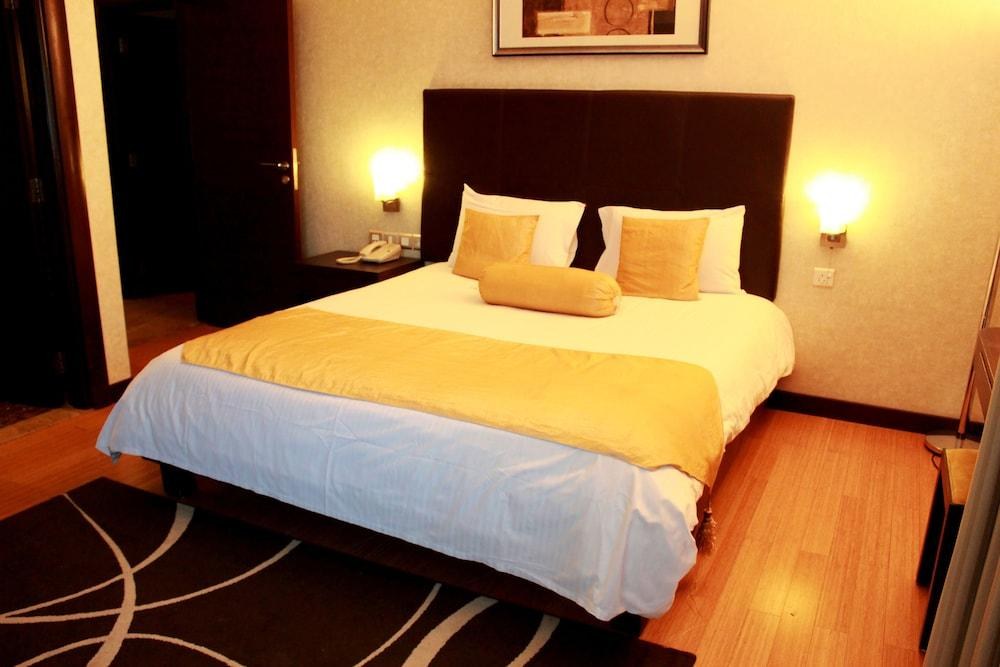 Tulip Creek Hotel Apartments photo 4