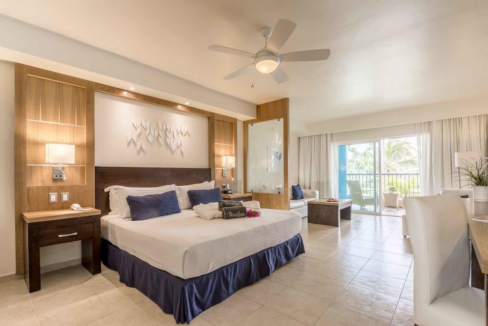 Ocean Blue & Sand Beach Resort - All Inclusive photo 4