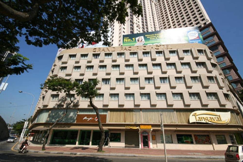 Grand Pacific Hotel PWTC photo 1