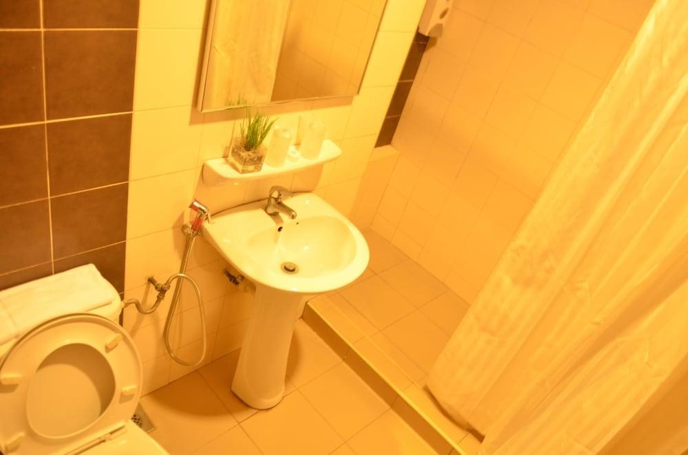Grand Pacific Hotel PWTC photo 3