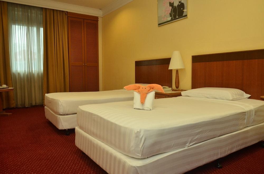 Grand Pacific Hotel PWTC photo 4