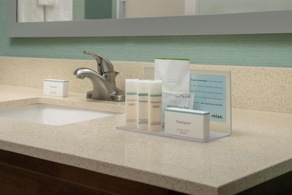 Hampton Inn Lake Charles photo 3