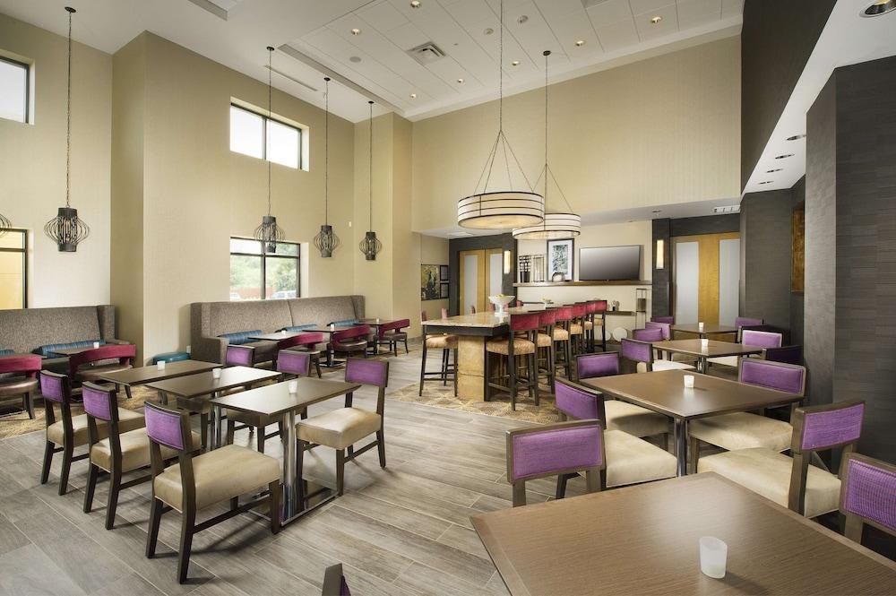 Hampton Inn & Suites San Antonio Northwest/Medical Center photo 3