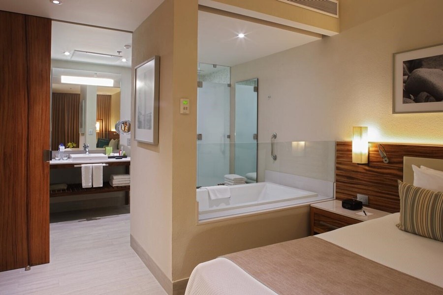 EMPORIO CANCUN - with optional All Inclusive photo 2