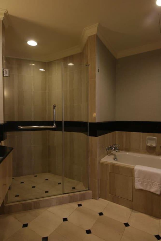 The Grand Renai photo 3