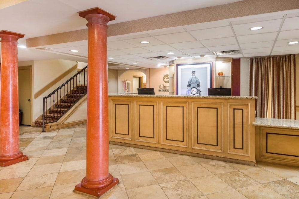 CLARION INN TULSA INTERNATIONAL AIRPORT photo 4