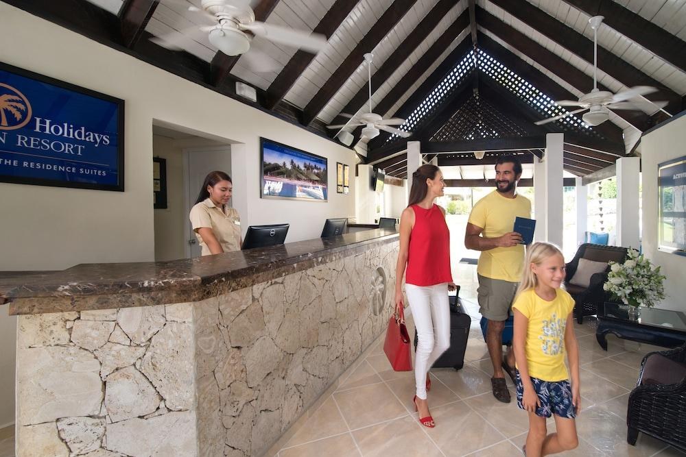 Lifestyle Crown Residence Suites - All Inclusive photo 3
