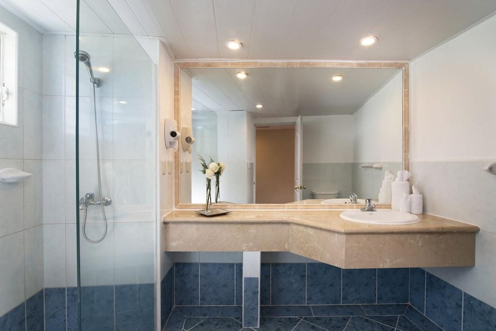 Lifestyle Crown Residence Suites - All Inclusive photo 4
