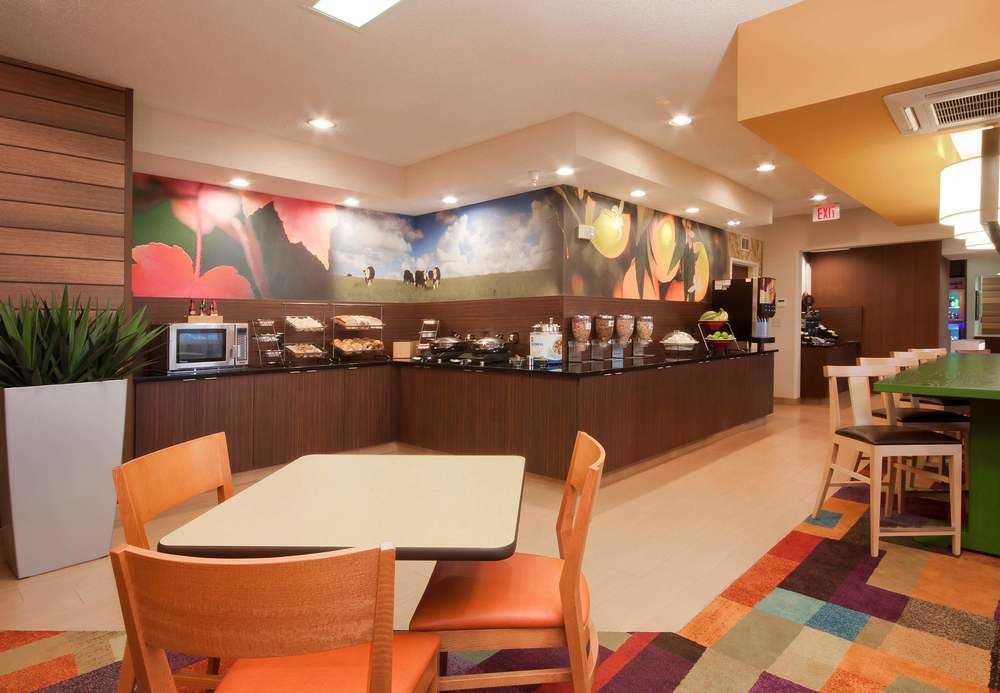 FAIRFIELD INN PHILADELPHIA AIRPORT photo 4
