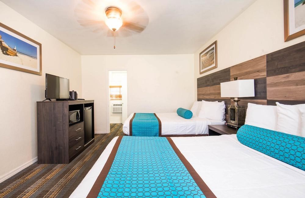 TREASURE ISLAND OCEAN CLUB photo 3