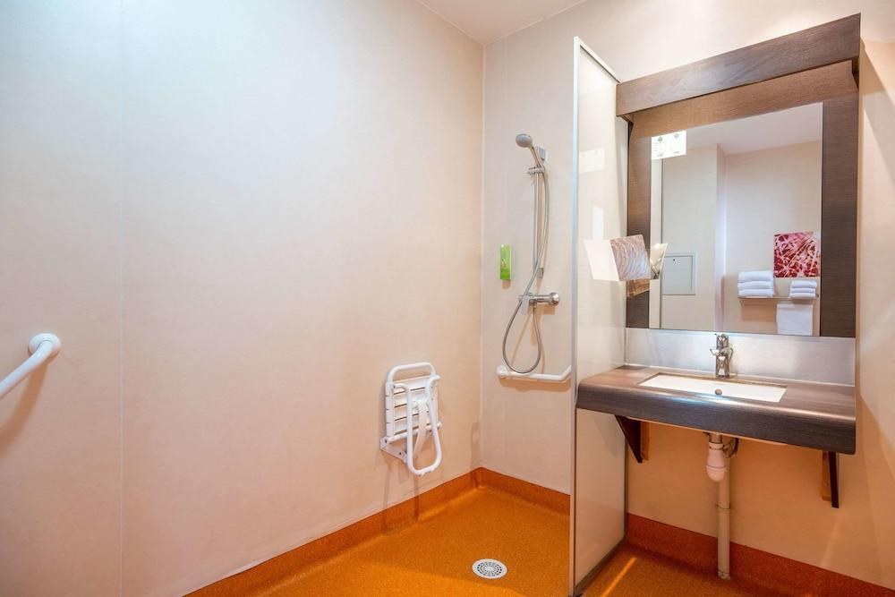 Aparthotel Adagio Lyon Patio Confluence photo 4