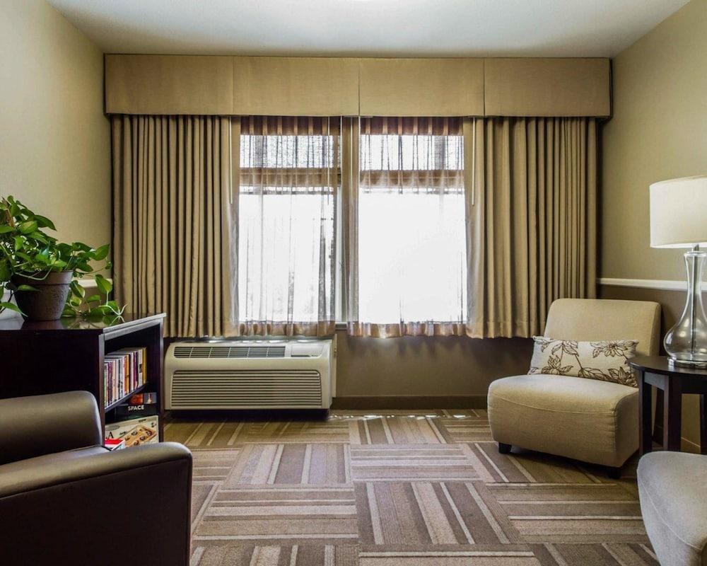 HOTEL MED PARK, AN ASCEND HOTEL COLLECTION MEMBER photo 2