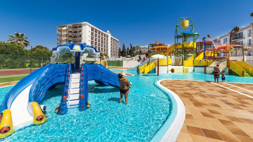 GLOBALES PLAYA ESTEPONA
