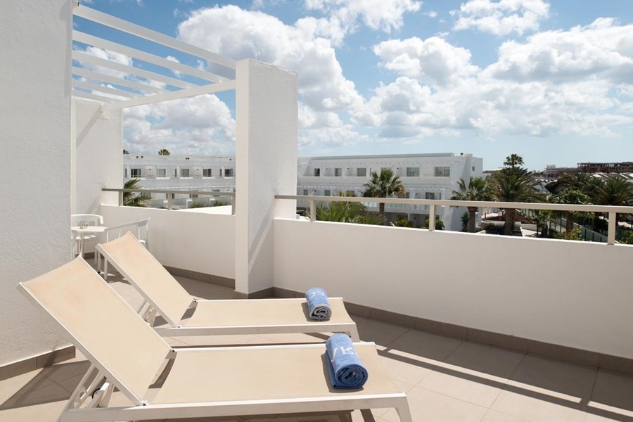 AEQUORA LANZAROTE SUITES photo 4